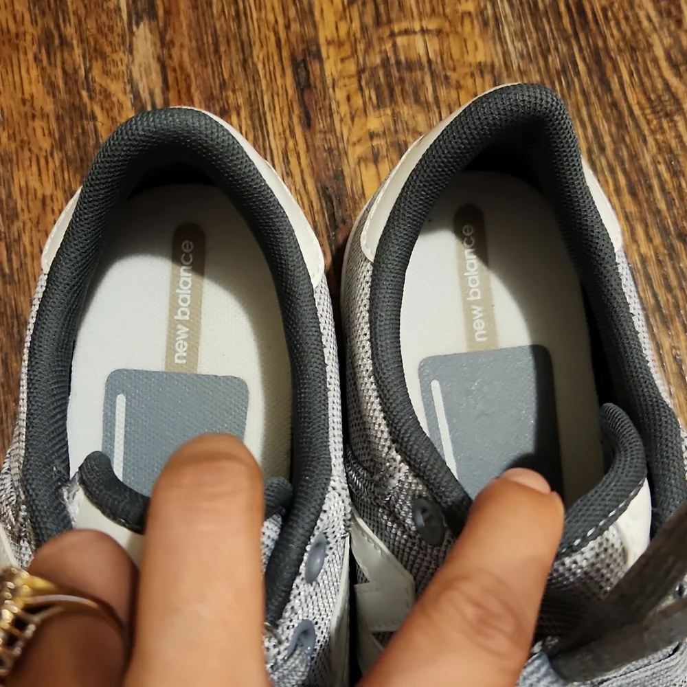 NEW BALANCE Sneakers - Picture 2 of 9